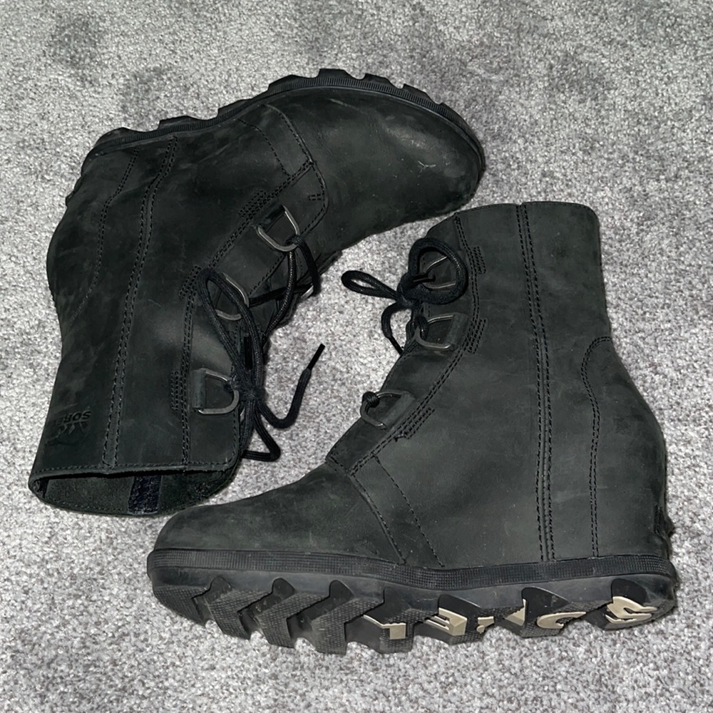 Joan of arctic wedge boots in Black - Picture 3 of 4